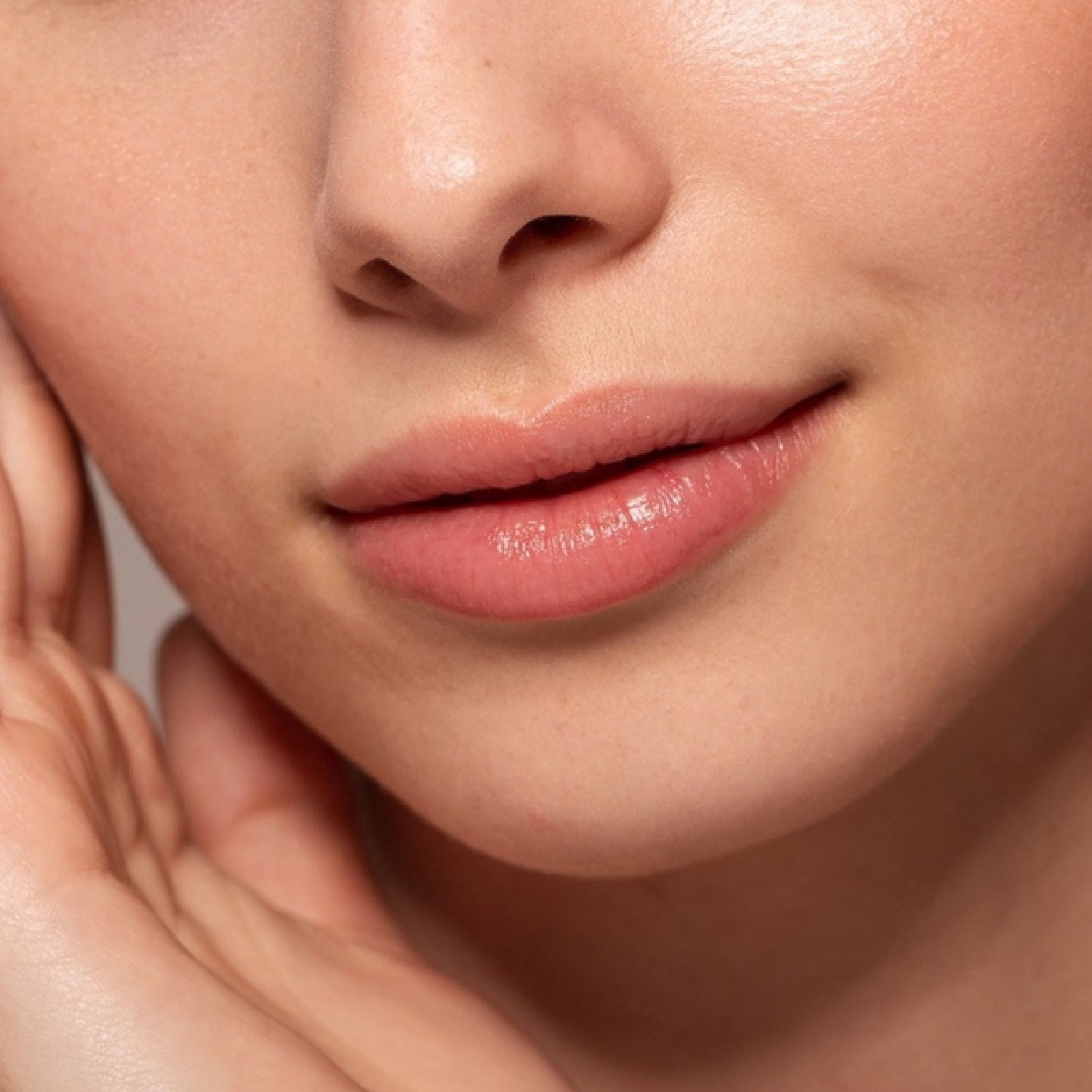 Pore Minimizer: Achieving Smooth and Flawless Skin - Context Skin